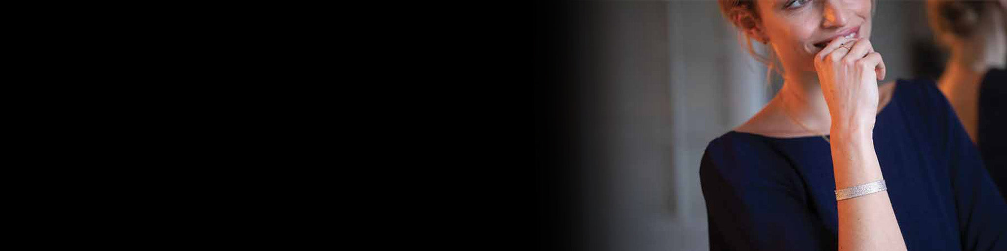 Bracelets en pierres précieuses