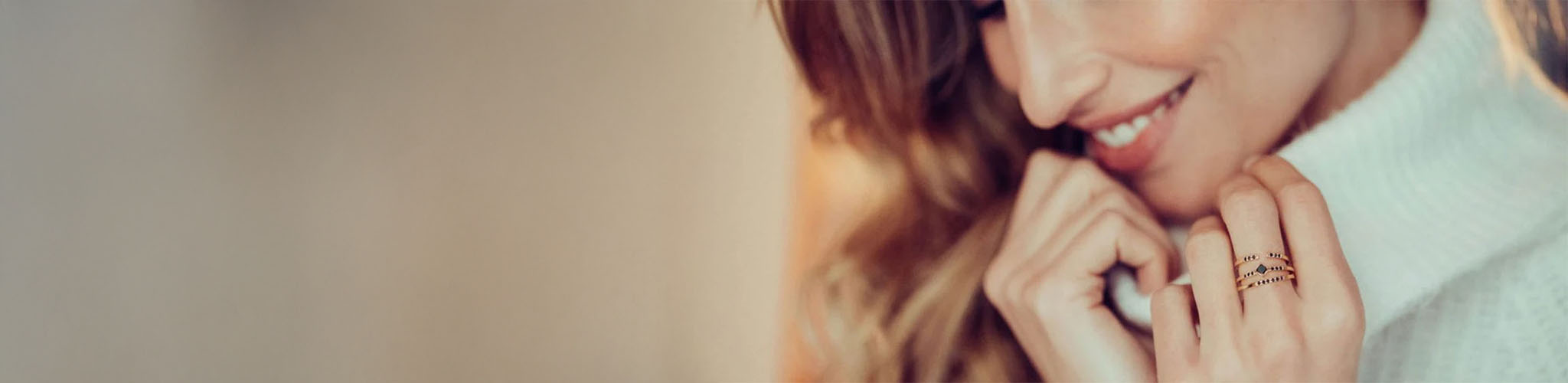 Fine gold ring with openwork details from Urja fine jewellery collection