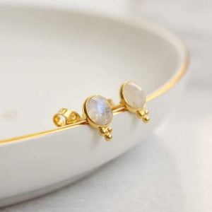 Moonstone Earrings.jpg__PID:fd94df7e-ecbd-43b6-986b-17bb710fc23c