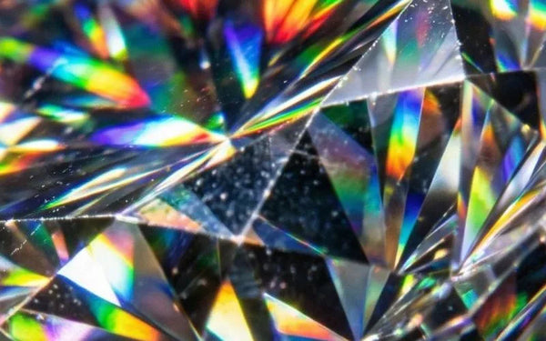 The Difference Between Diamond and Brilliant Cut