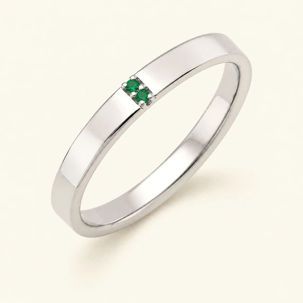Emerald wedding ring for men in white gold