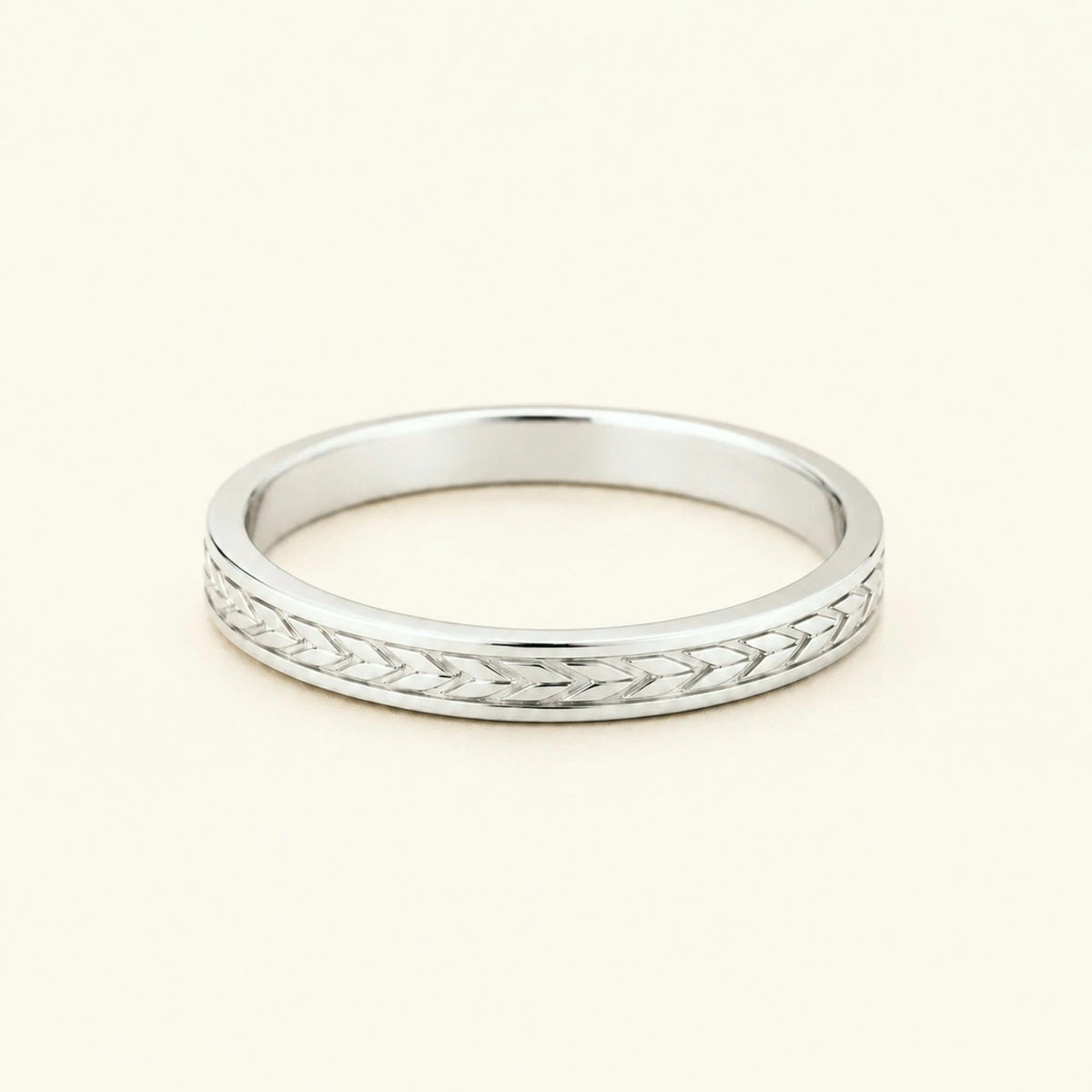 3mm laurel engraved 18K white gold wedding ring Kléos
