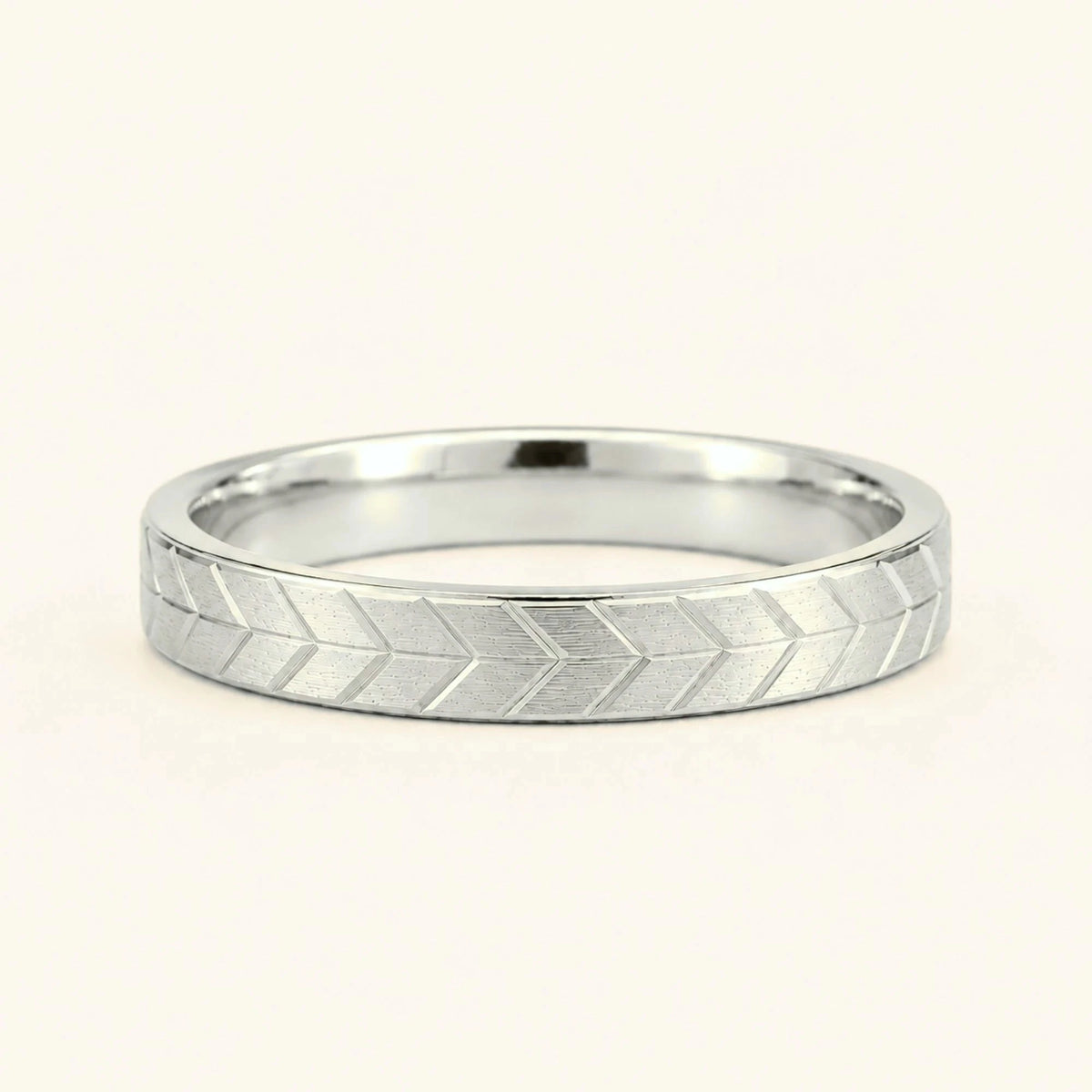 Men's 3mm chevron engraved white gold wedding ring Maât