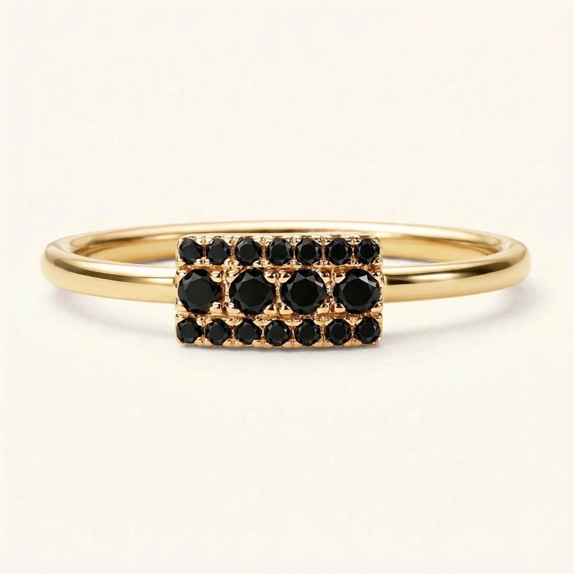 Bague art déco Sapna XL en or rose sertie de diamants noirs