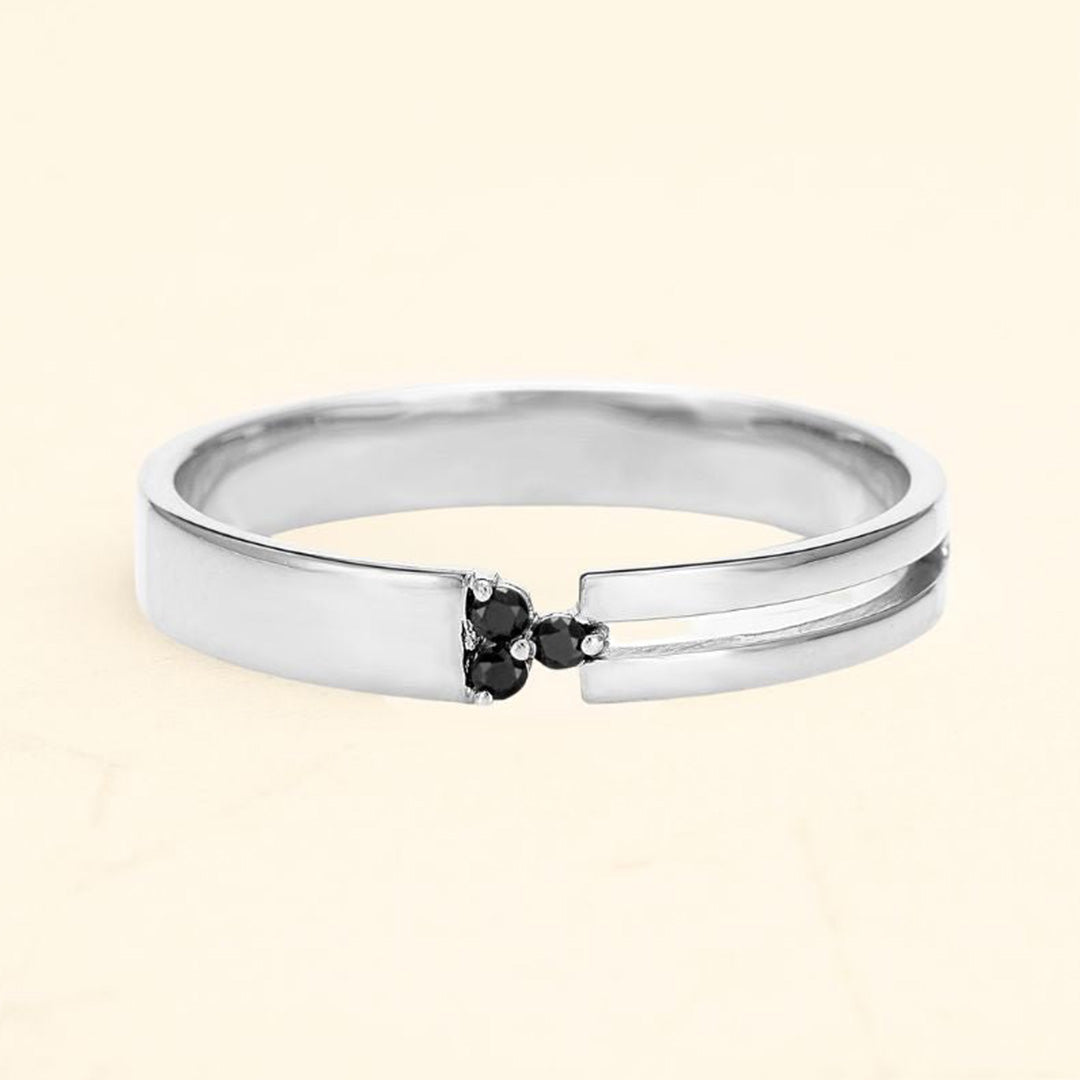 Bague Vibhu unisexe en diamant noir et or blanc 18 carats