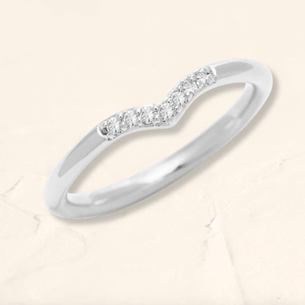 Sakshi white gold diamond V-ring