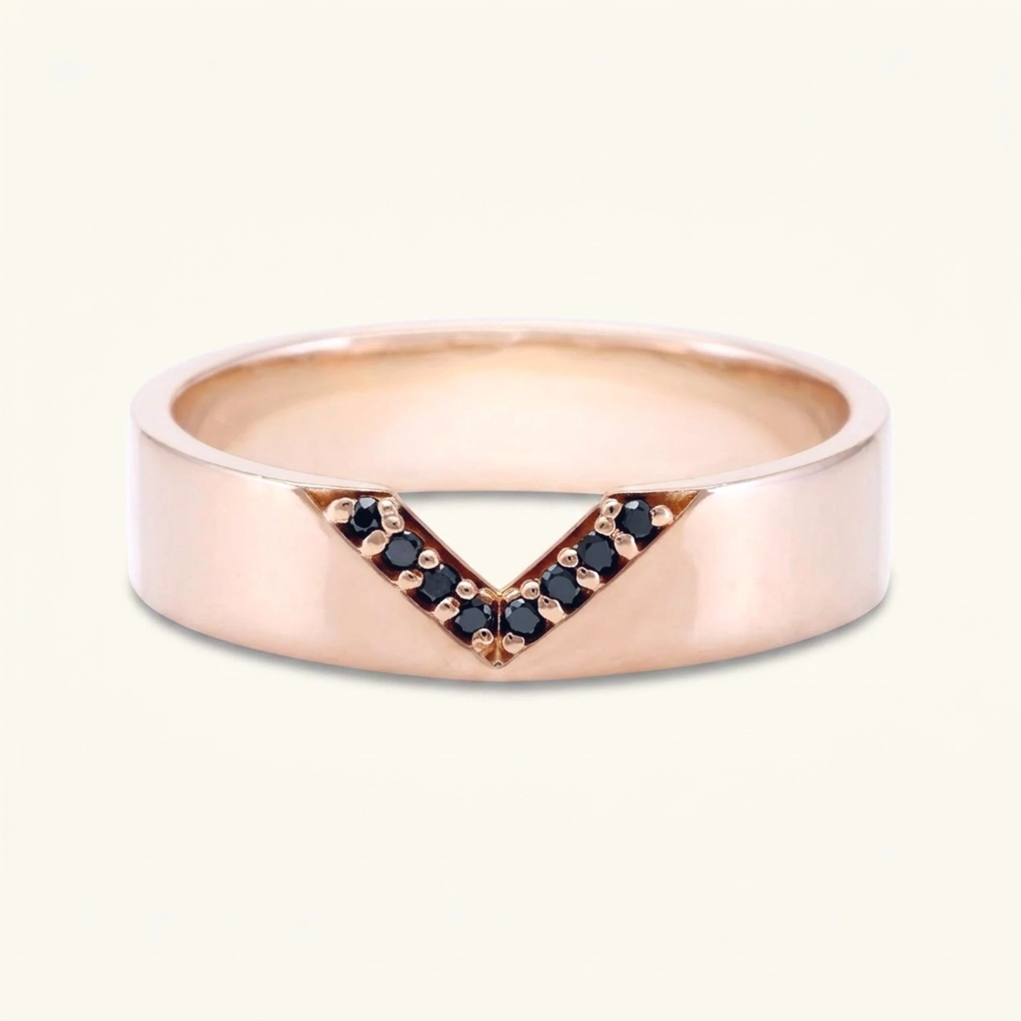 Bague en V pavée de diamants noirs pour homme en or rose