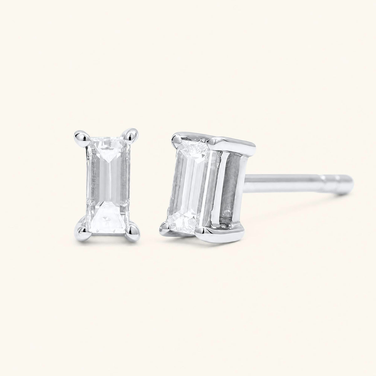 Shanti diamond earrings in white gold