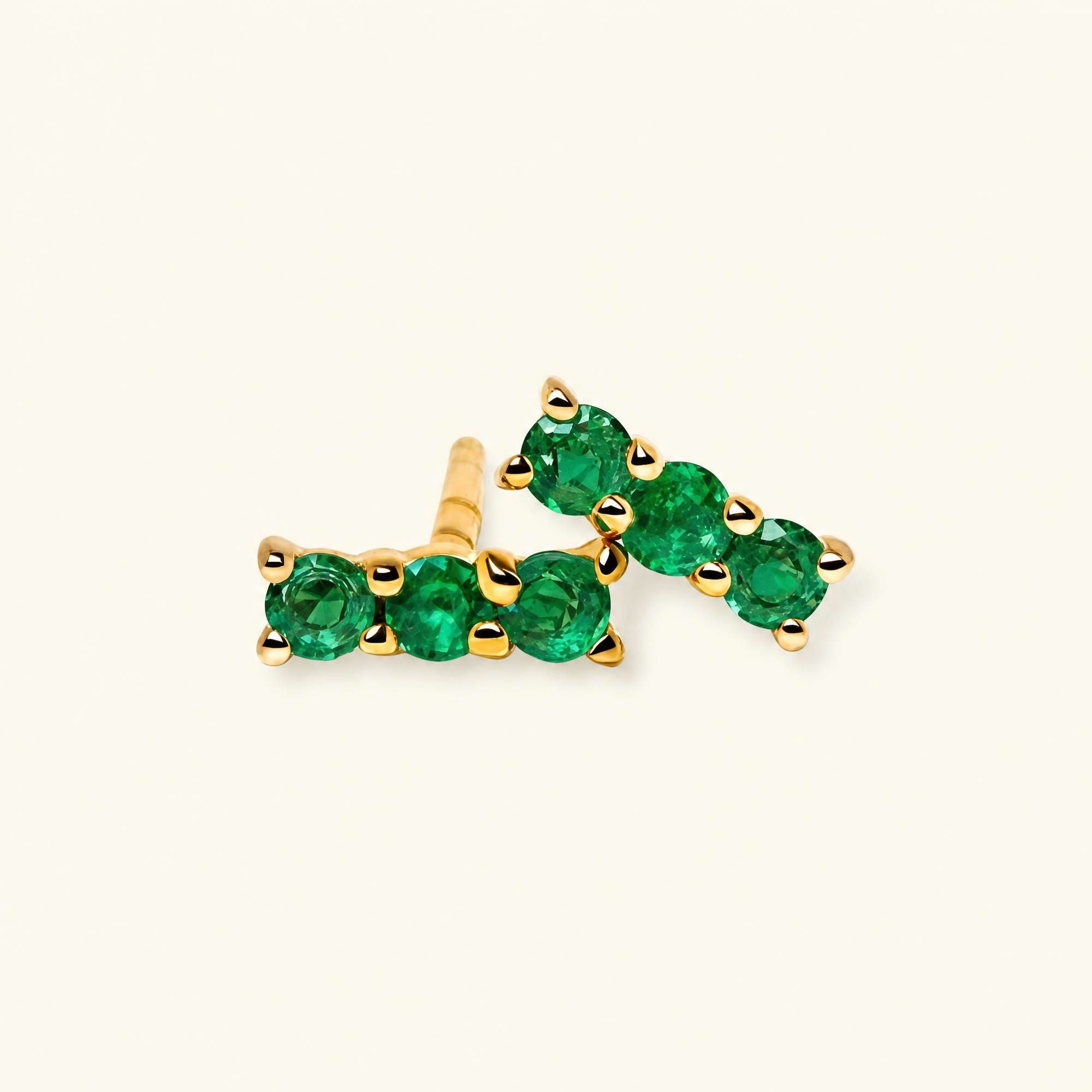 Tina Emerald Earrings - yellow gold