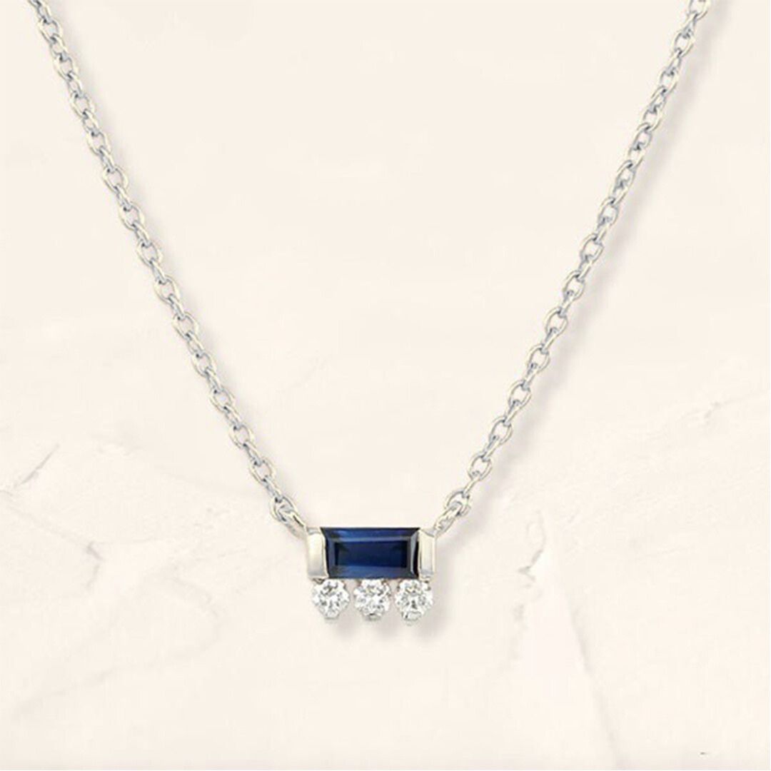 Prana sapphire necklace white gold for women