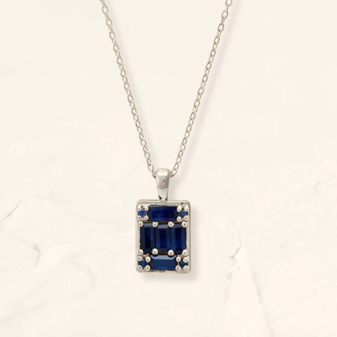 Atma sapphire necklace white gold