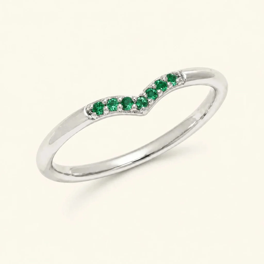 Sakshi chevron ring paved with emeralds in white gold by Mayuri