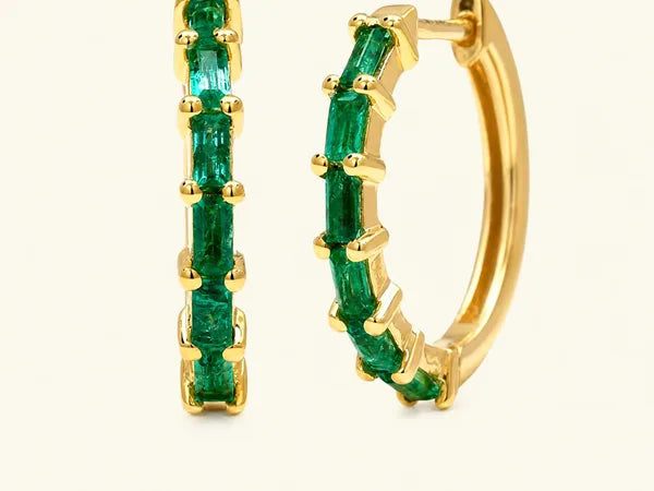 Emerald Colour: Hues and Quality