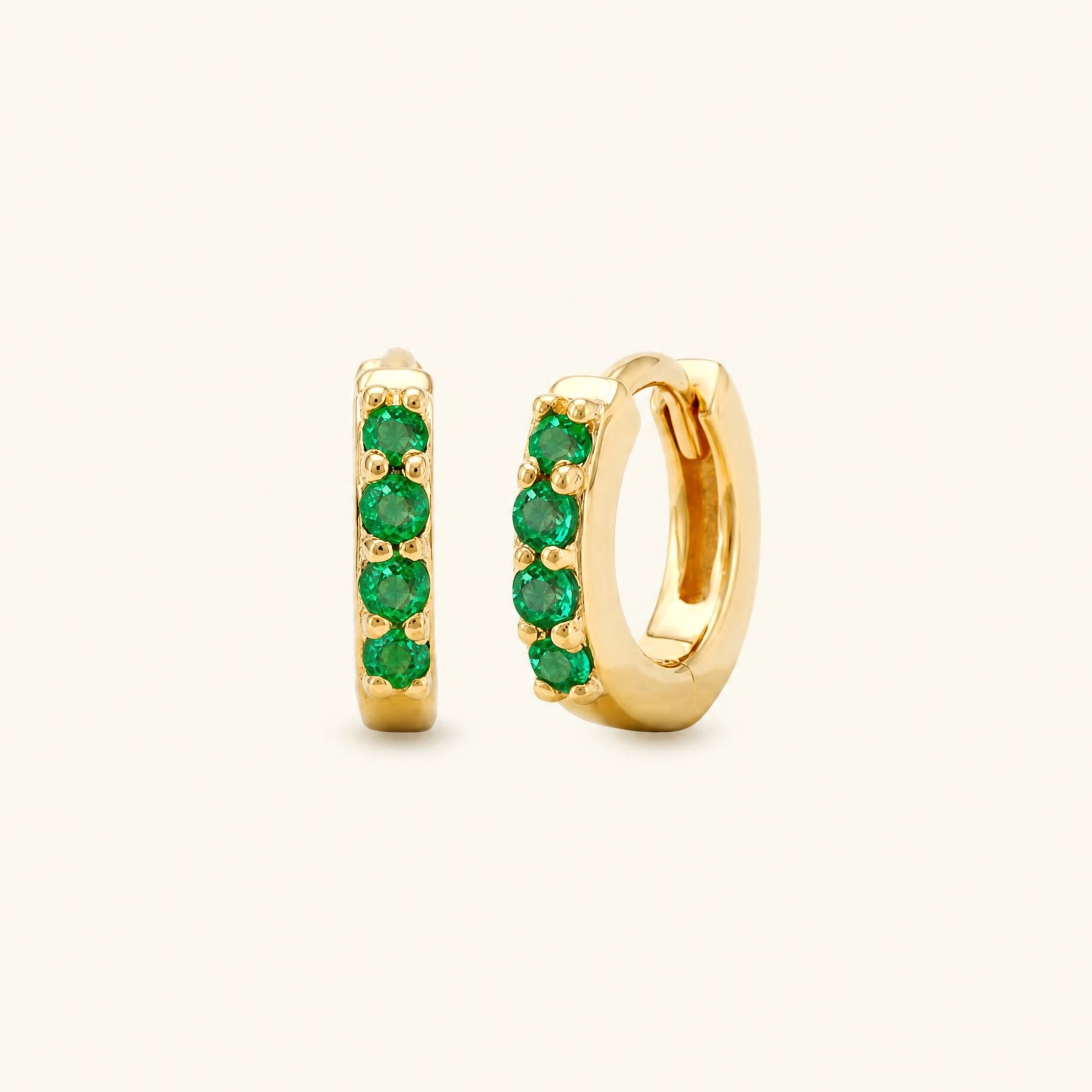Sumitra hoops emerald - yellow gold