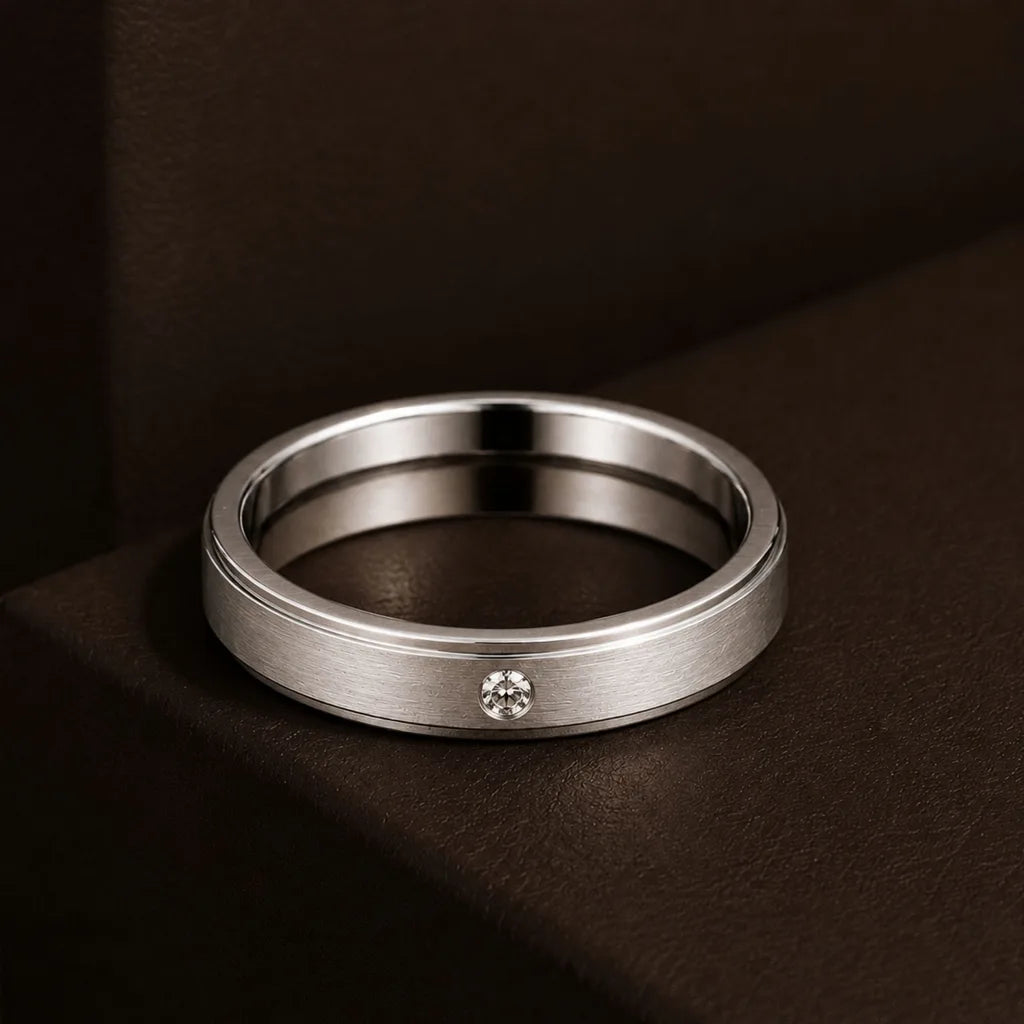 18ct White Gold wedding ring set with a Mayuri-certified Diamond