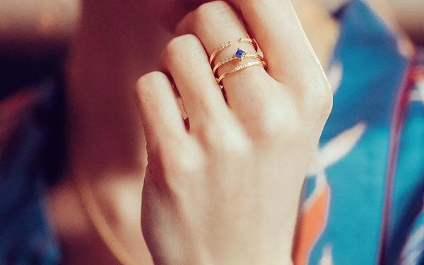 Sapphire Guide: Varieties, Quality, Price and Gemological Properties