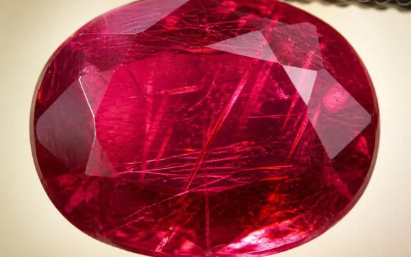 Natural or Synthetic Ruby: the Tell-Tale Signs You Need to Know