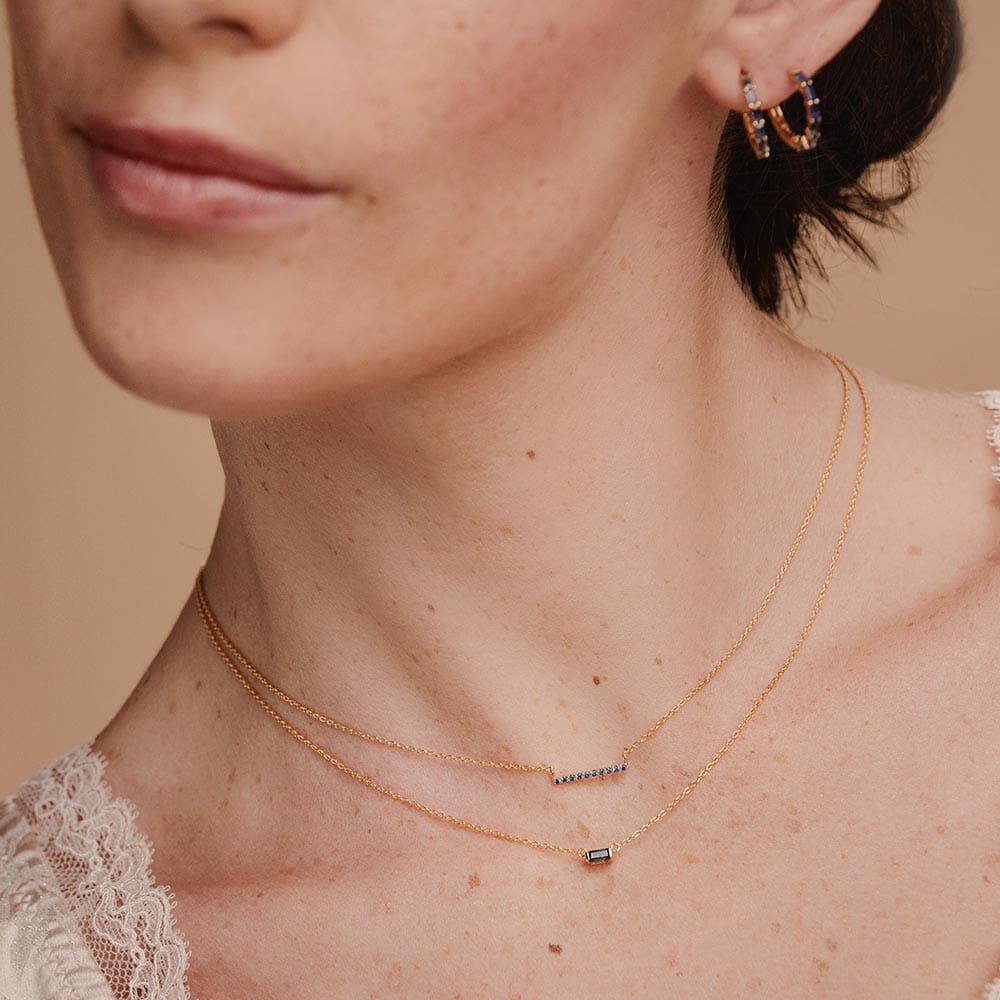 Collier bar Ujala en saphir et collier baguette shanti saphir